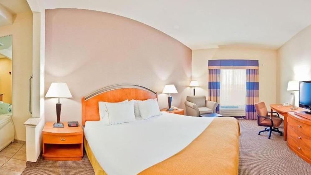 Holiday Inn Express Forest City By Ihg Luaran gambar